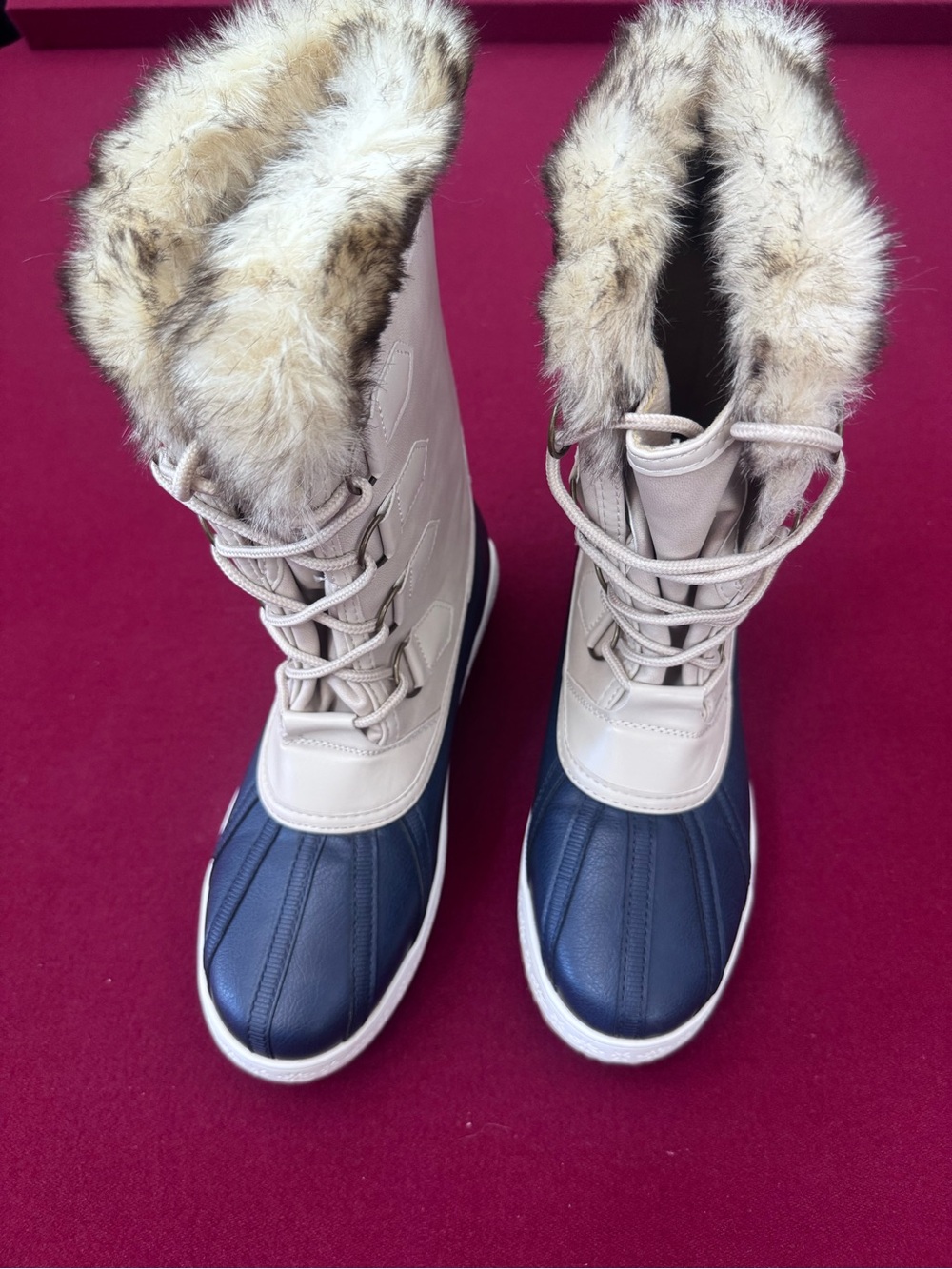 Two-Tone Faux-Fur Winter Duck Boots in Navy and Cream